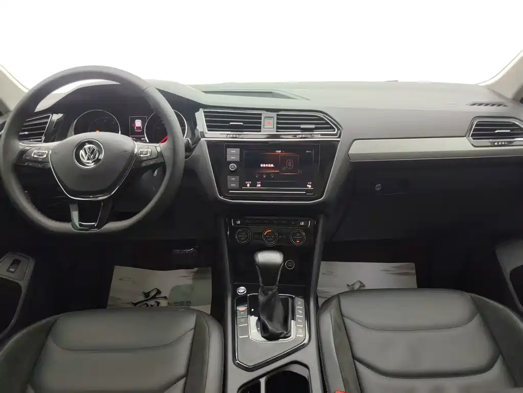 Volkswagen Tiguan L — миниатюра 13
