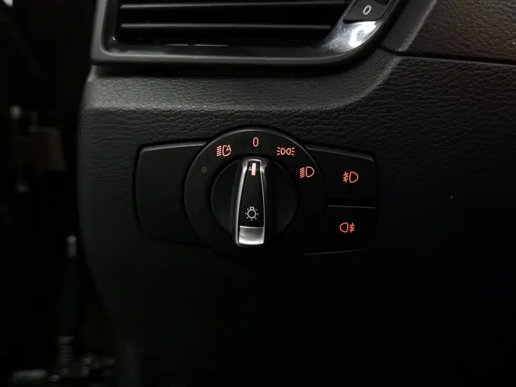 BMW X1 — миниатюра 21