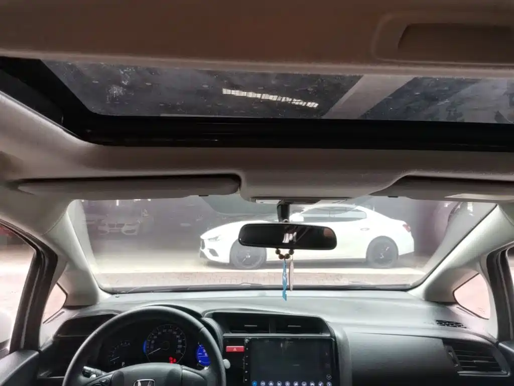 Honda Fit — миниатюра 18