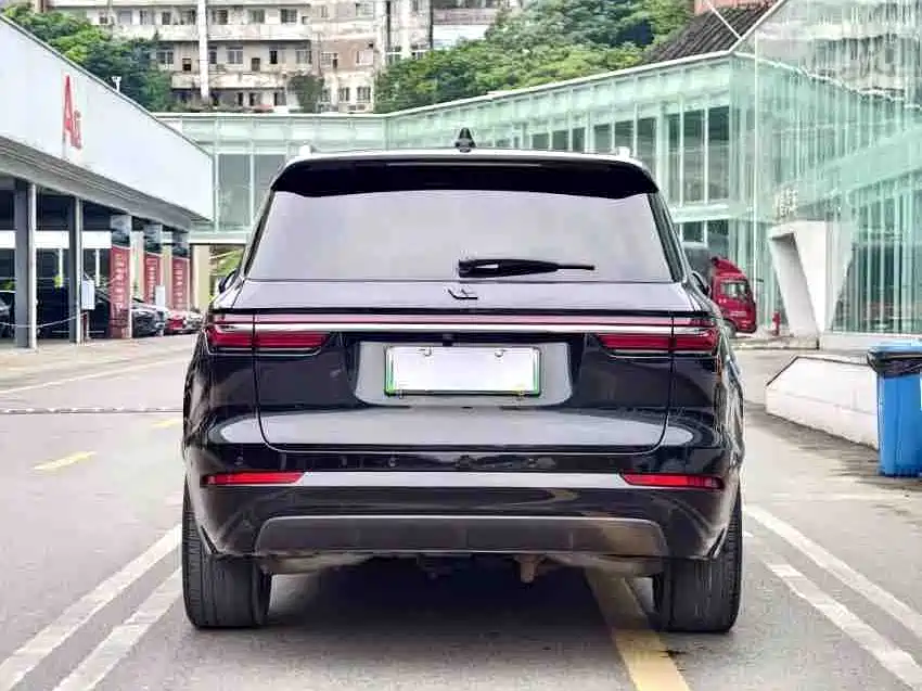 Li Auto Li ONE — миниатюра 17