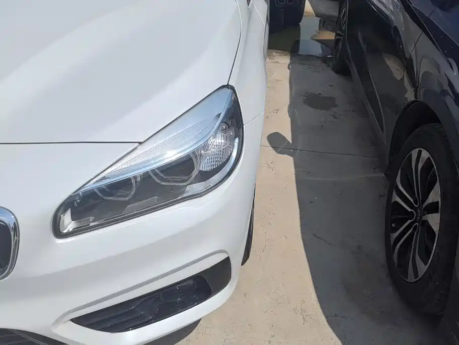 BMW 2 Series Gran Tourer — миниатюра 5