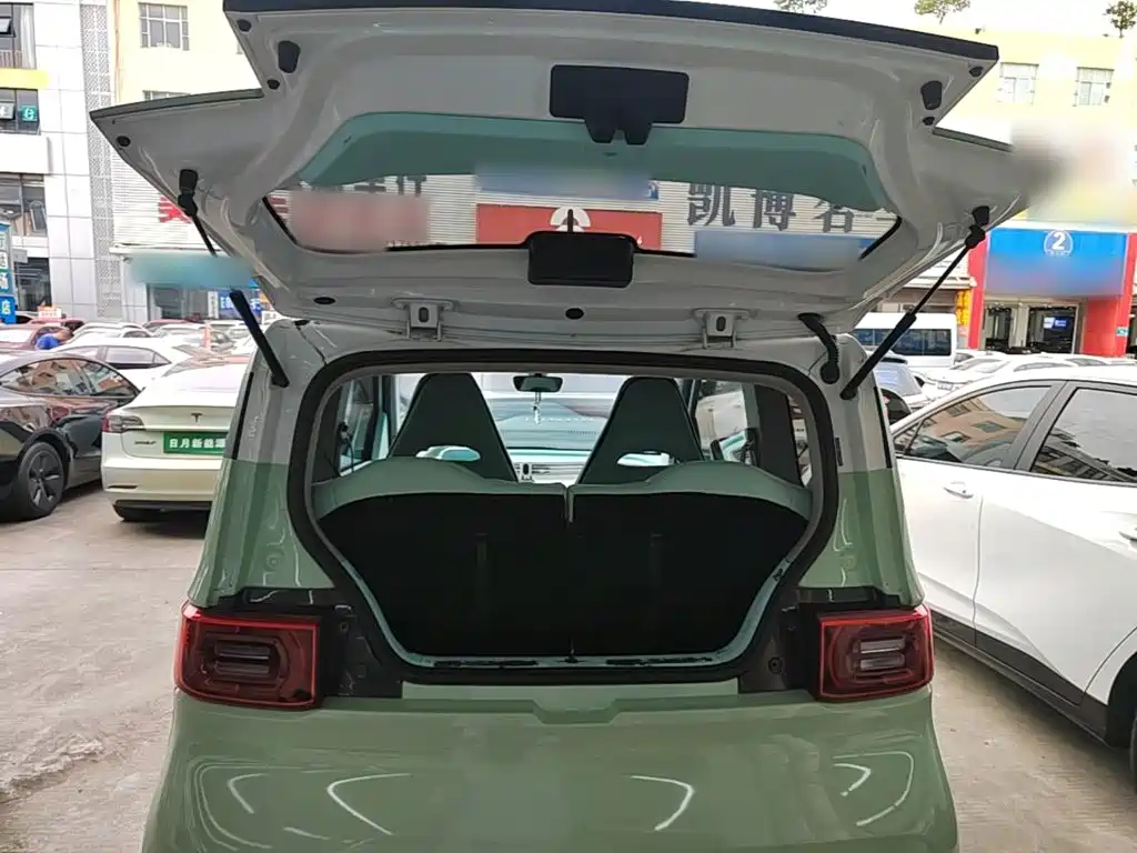 Wuling MINIEV — миниатюра 19