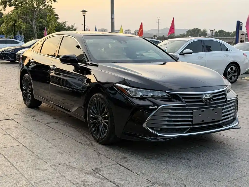 Toyota Avalon — миниатюра 3