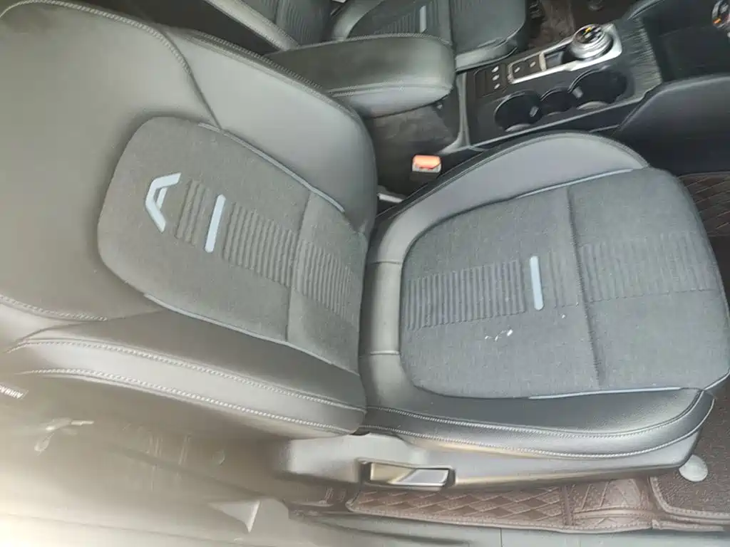 Ford Focus Active — миниатюра 25