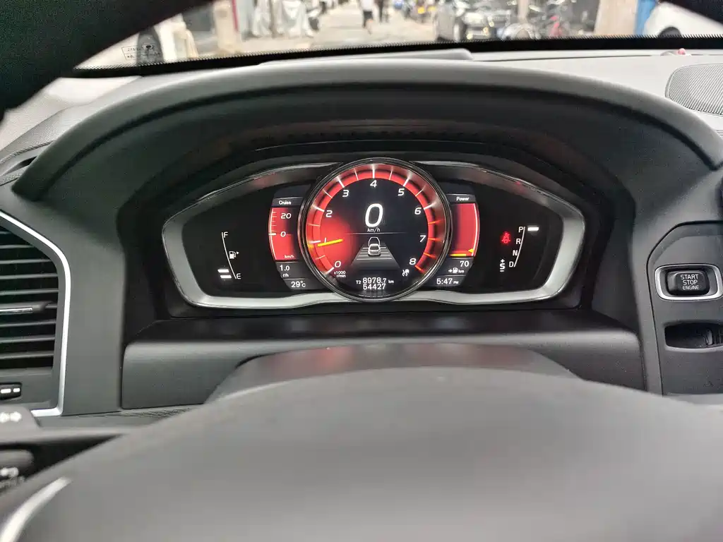 Volvo XC60 — миниатюра 19