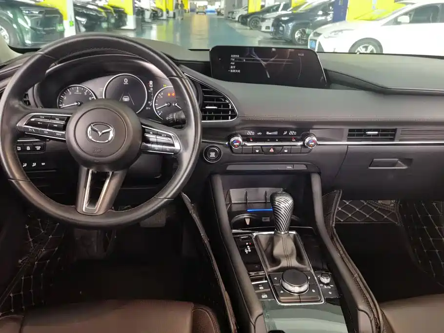 Mazda 3 Axela — миниатюра 12