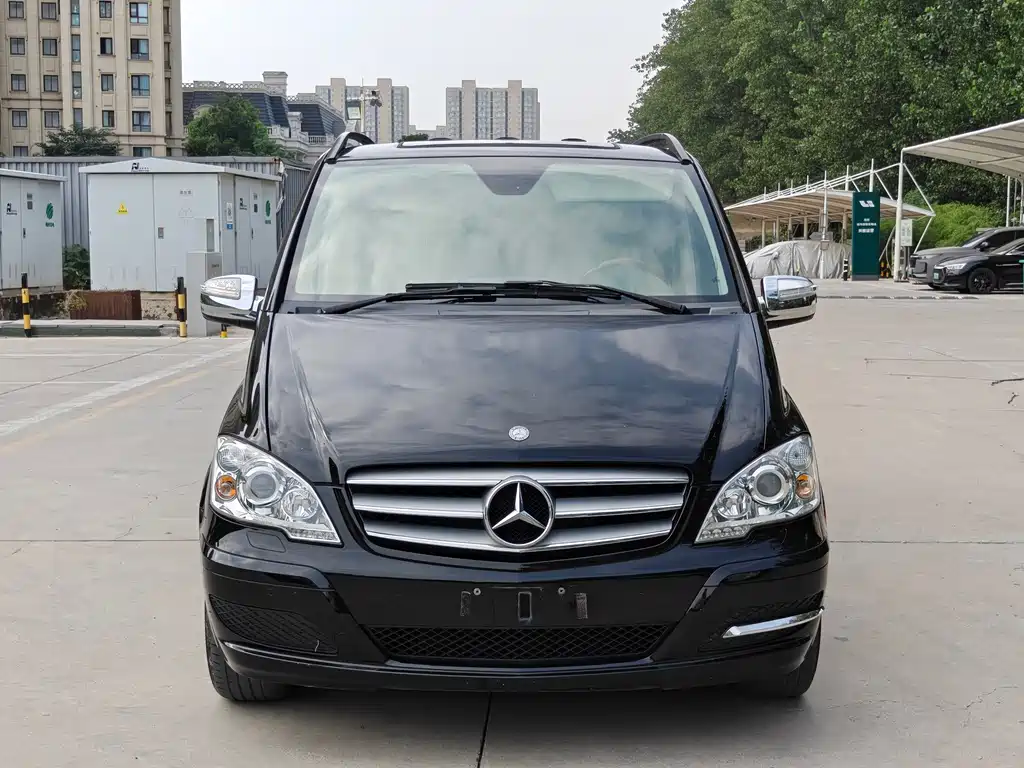 Mercedes-Benz Viano — миниатюра 2