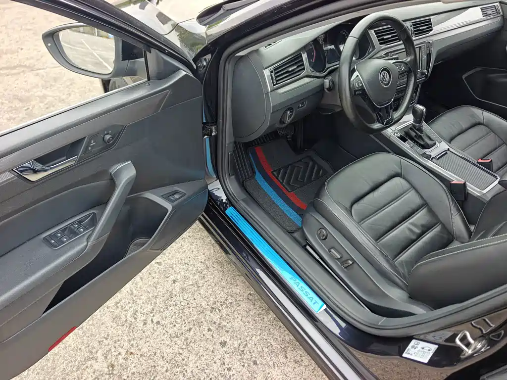Volkswagen Passat — миниатюра 10