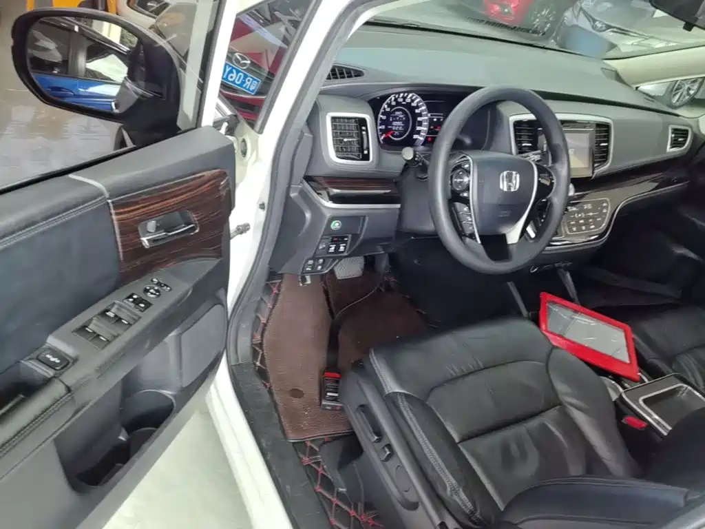 Honda Odyssey — миниатюра 16