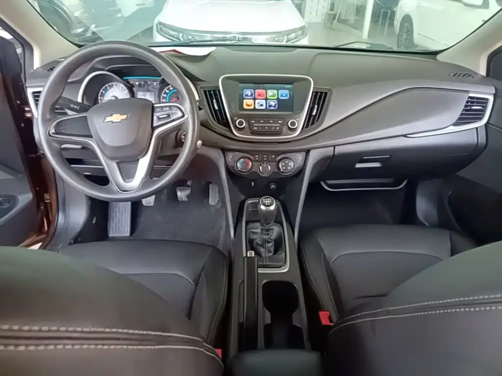Chevrolet Cavalier — миниатюра 10