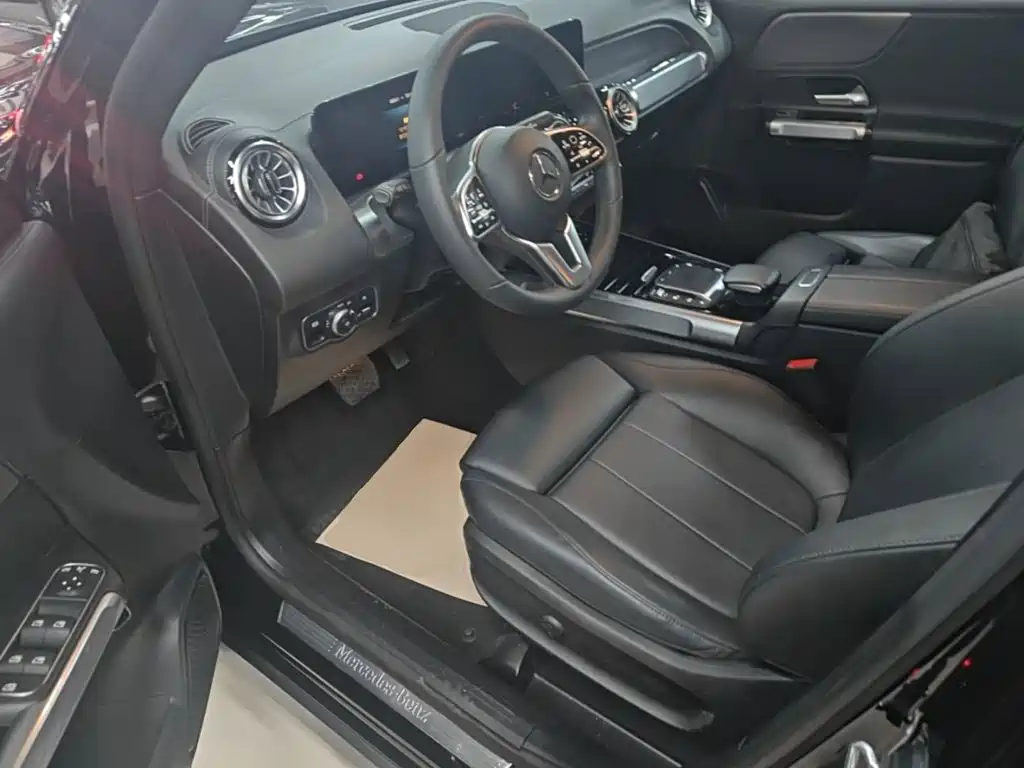 Mercedes-Benz GLB — миниатюра 15