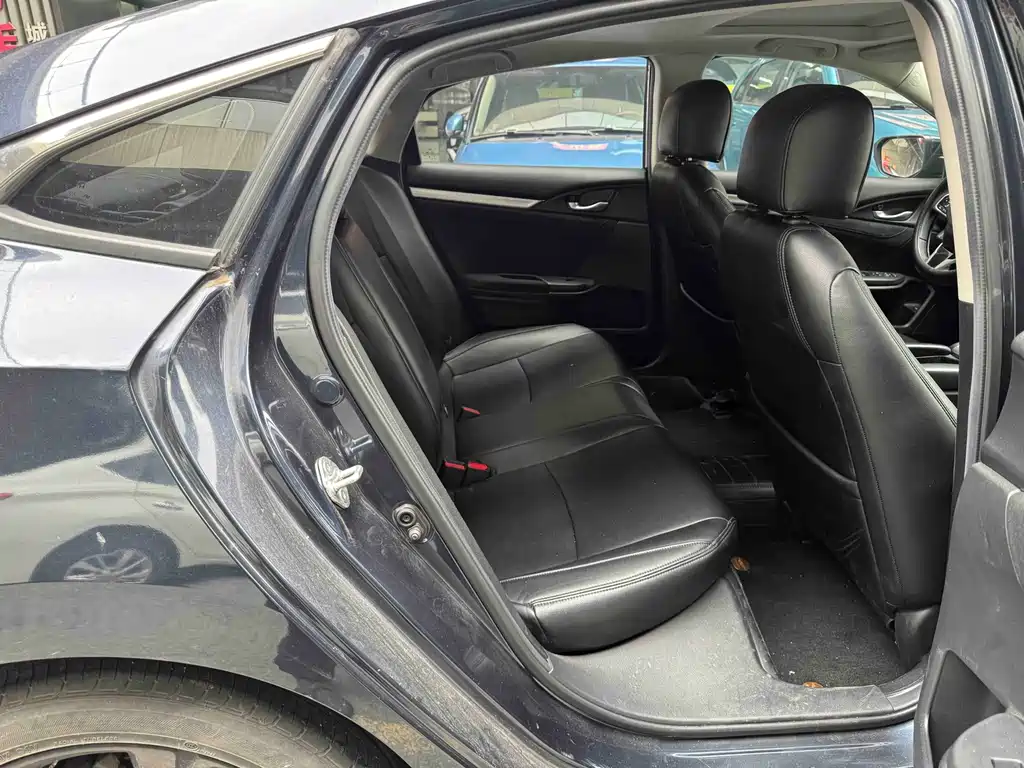 Honda Civic — миниатюра 14