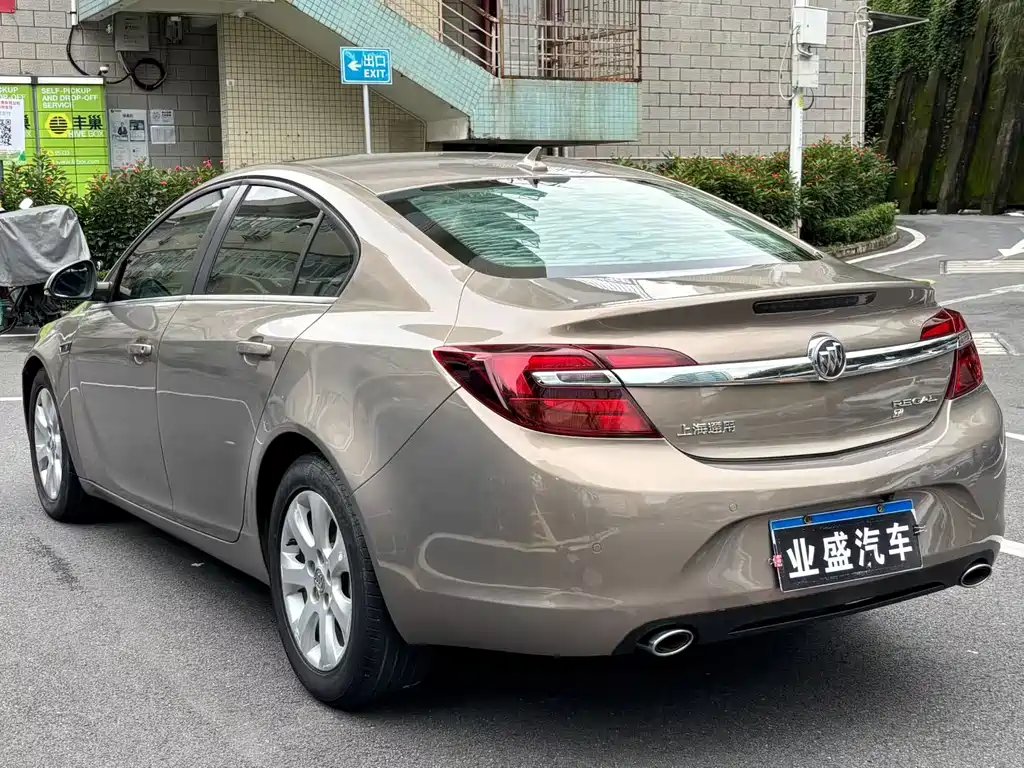 Buick Regal — миниатюра 3