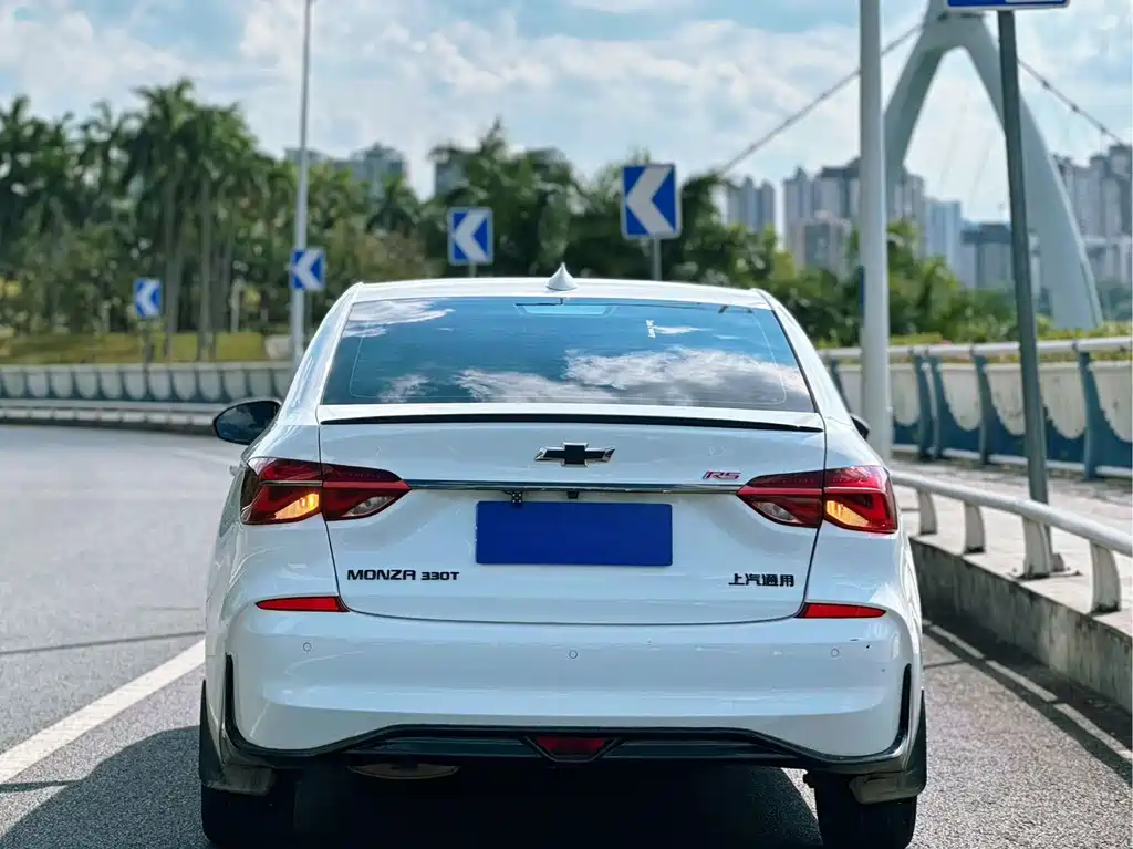 Chevrolet Monza — миниатюра 7