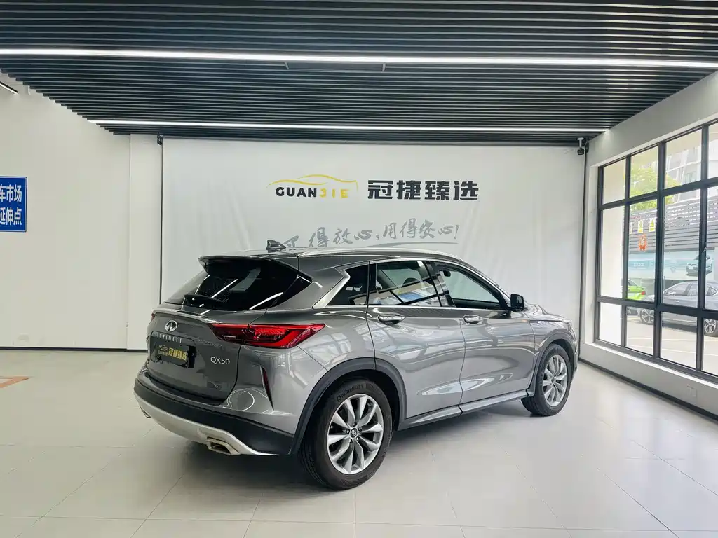 Infiniti QX50 — миниатюра 16