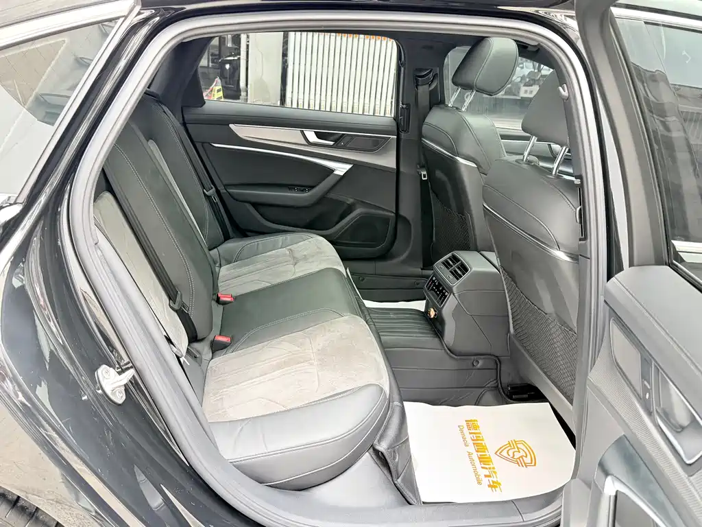Audi A6L — миниатюра 8