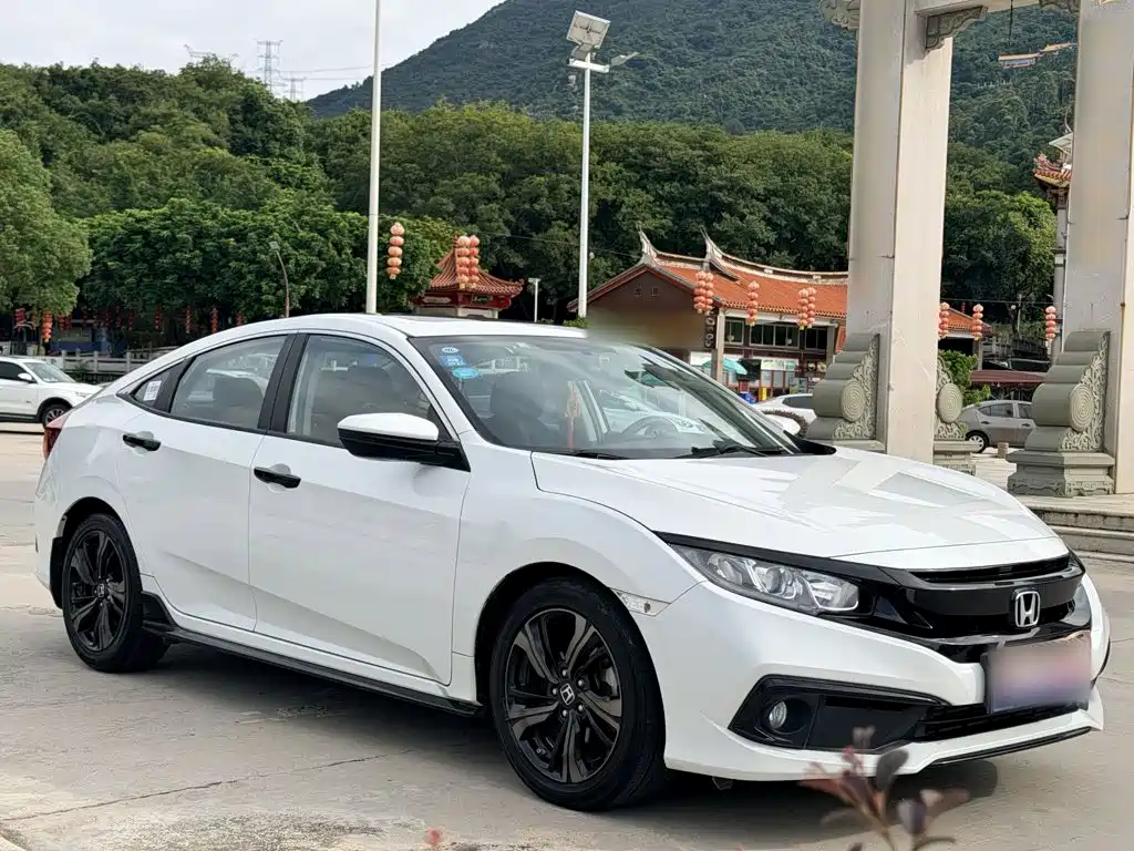Honda Civic — миниатюра 4