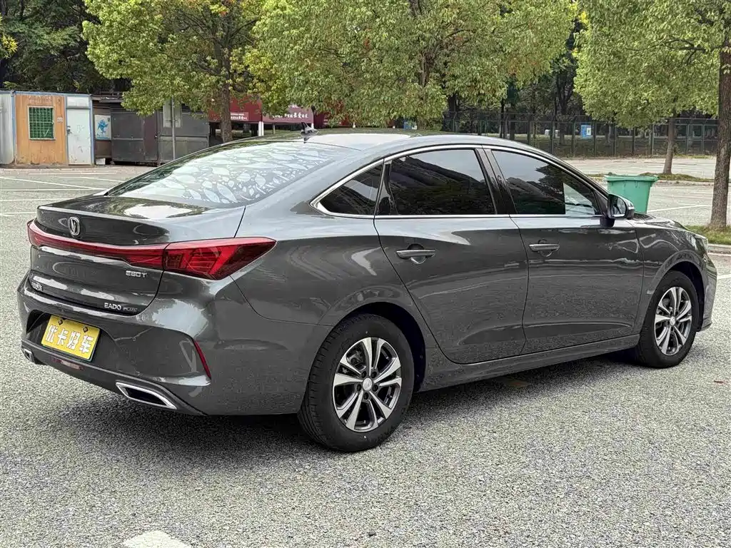 Changan Eado — миниатюра 5