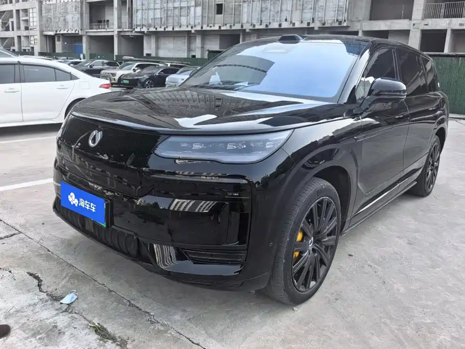 Denza Denza N9