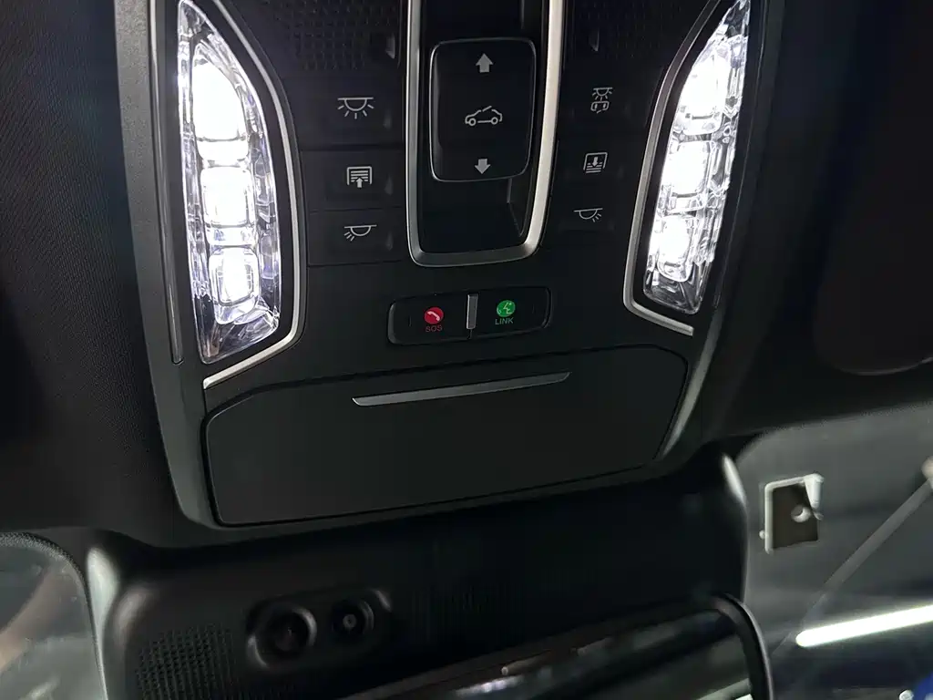 GAC Motor Trumpchi GS8 — миниатюра 17