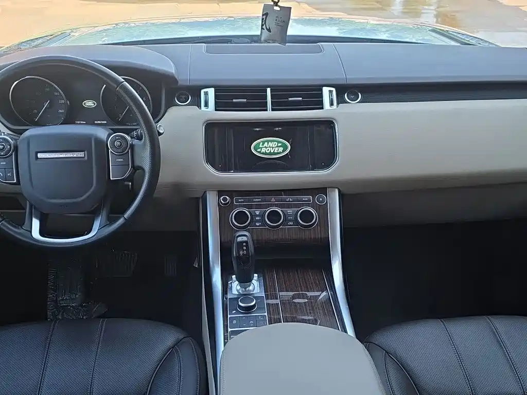 Land Rover Sport — миниатюра 10