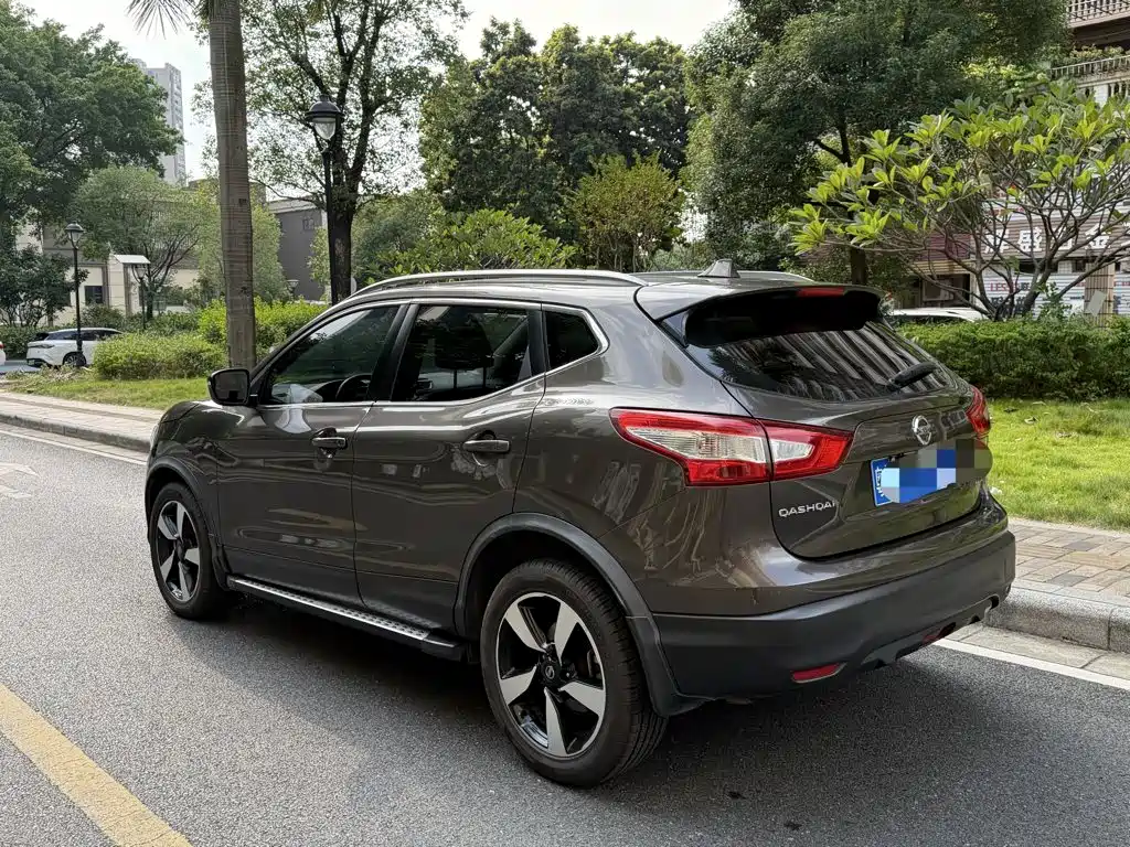 Nissan Qashqai — миниатюра 5