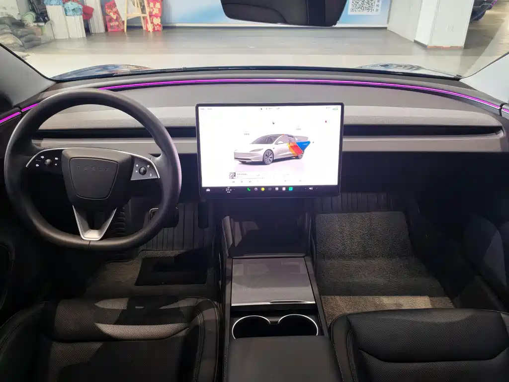 Tesla Model 3 — миниатюра 4