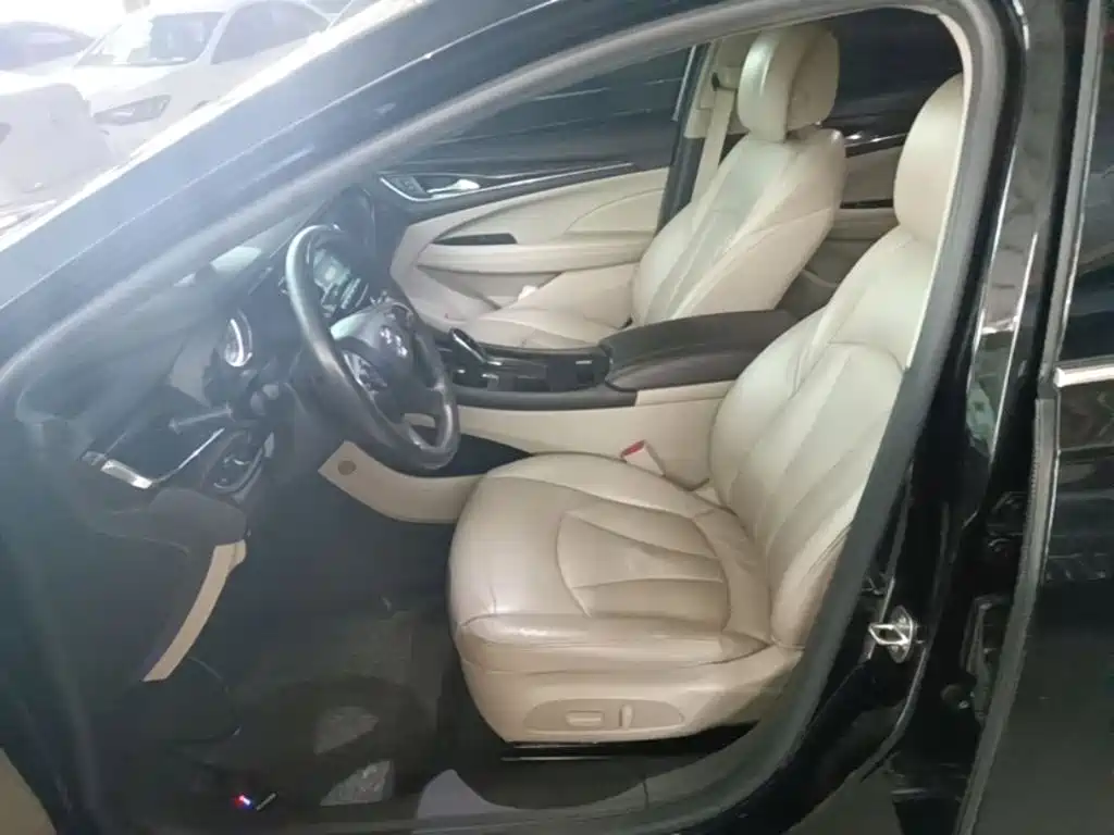 Buick LaCrosse — миниатюра 15
