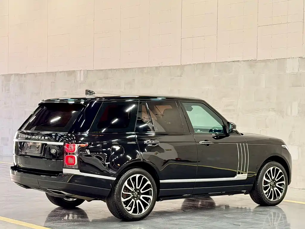 Land Rover Range Rover — миниатюра 12