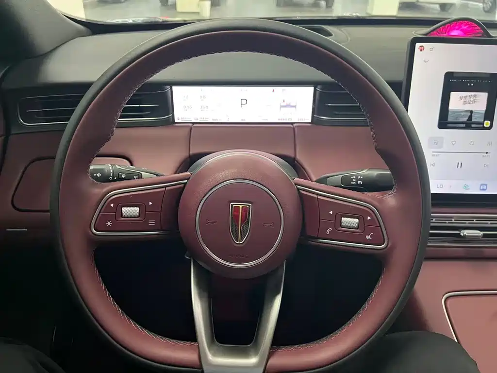 Hongqi Hongqi HS6 PHEV — миниатюра 21