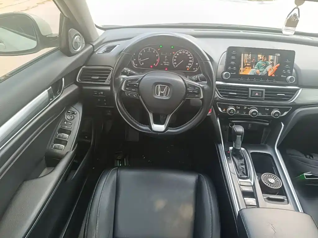 Honda Inspire — миниатюра 11
