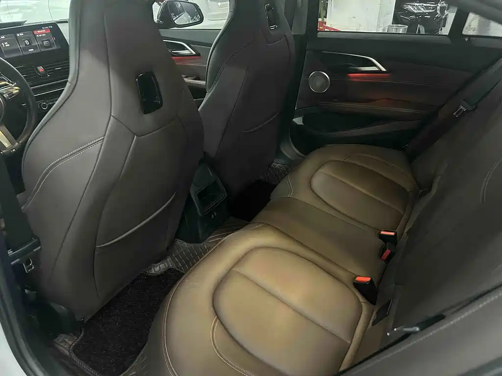BMW 1 Series — миниатюра 6
