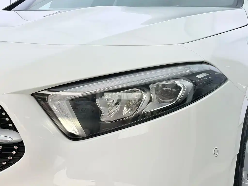 Mercedes-Benz A-Class — миниатюра 5