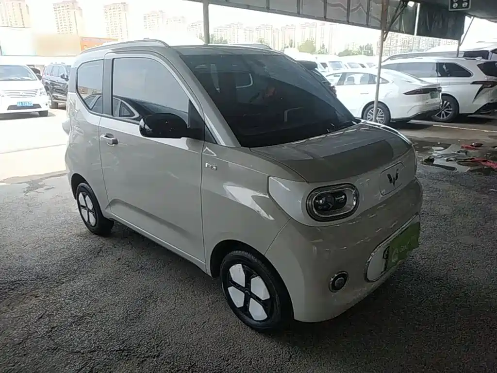 Wuling MINIEV — миниатюра 4
