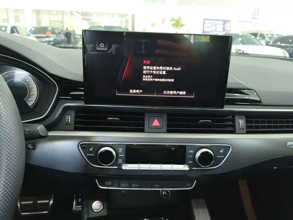 Audi A4L — миниатюра 10