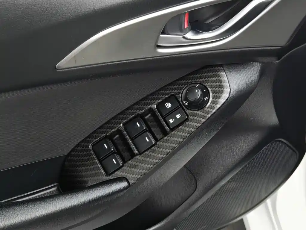 Mazda 3 Axela — миниатюра 9