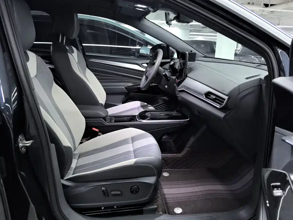 Volkswagen ID.4 Crozz — миниатюра 15