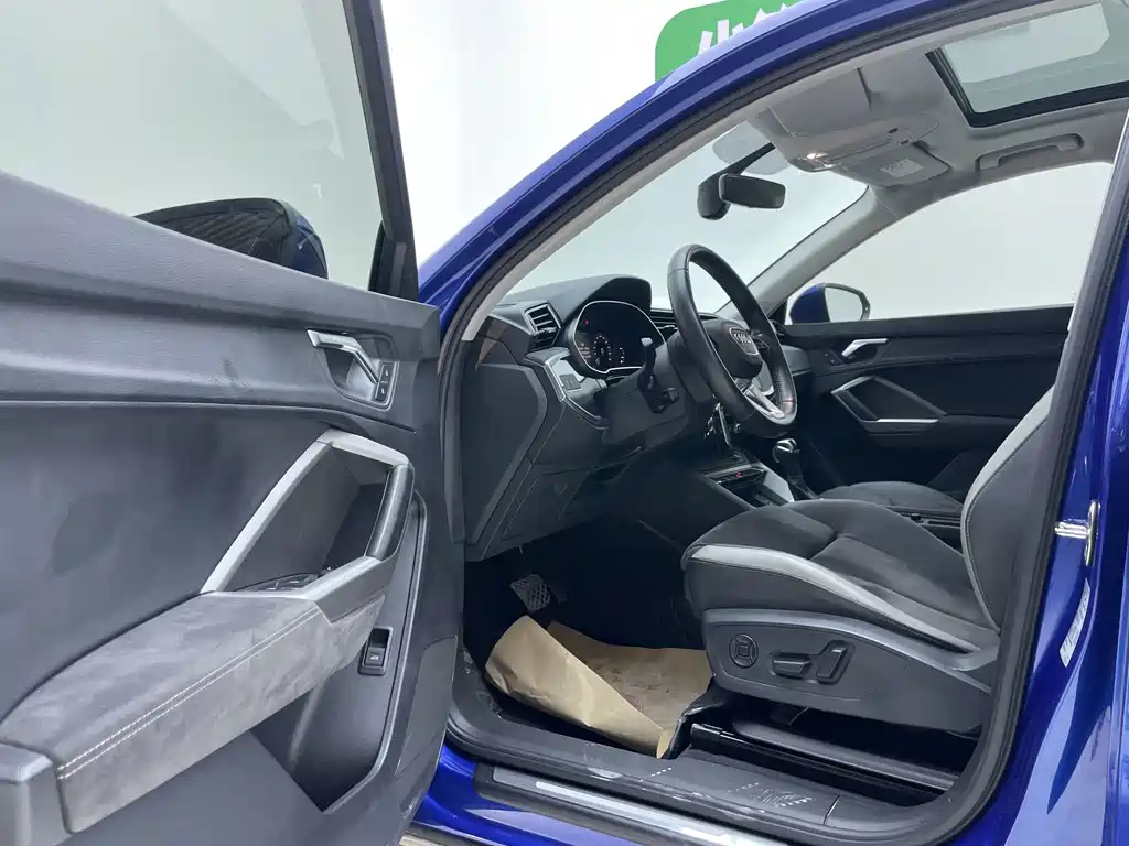 Audi Q3 — миниатюра 8