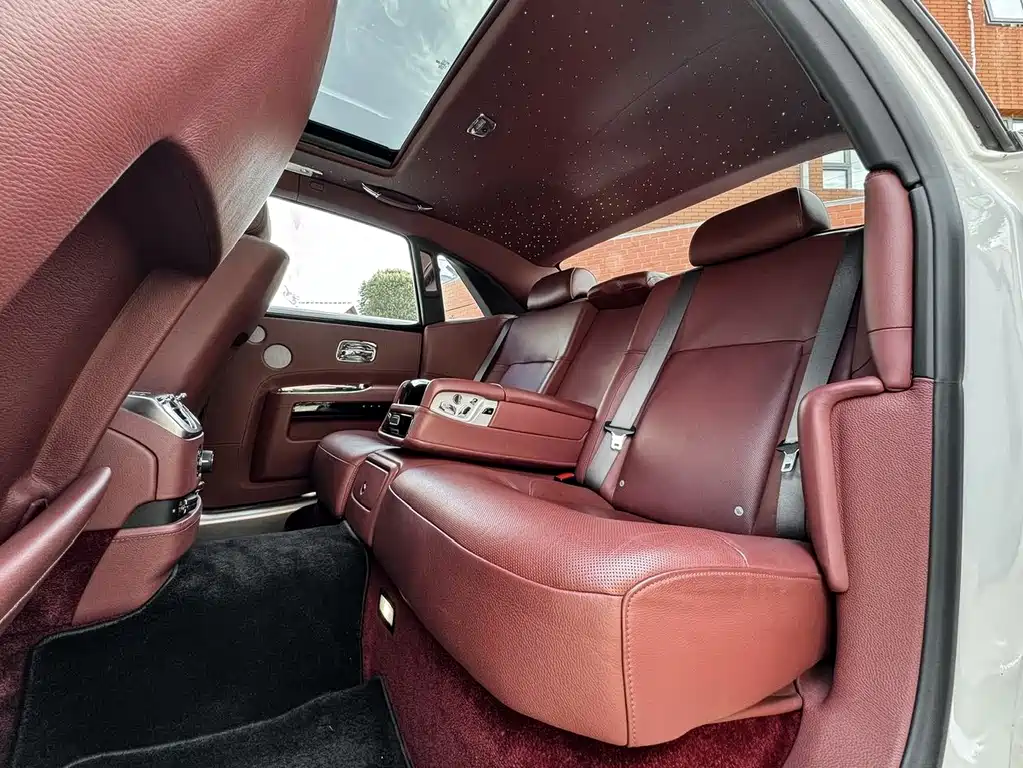 Rolls-Royce Ghost — миниатюра 7