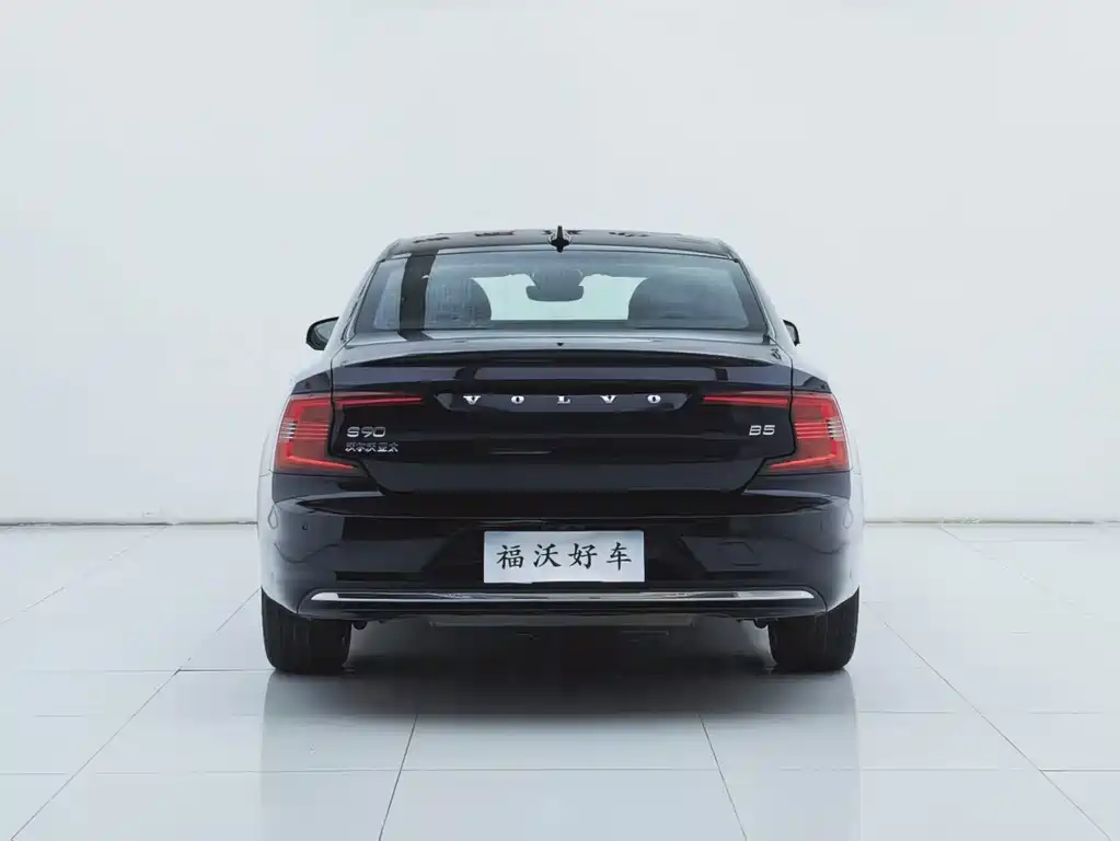 Volvo S90 — миниатюра 32