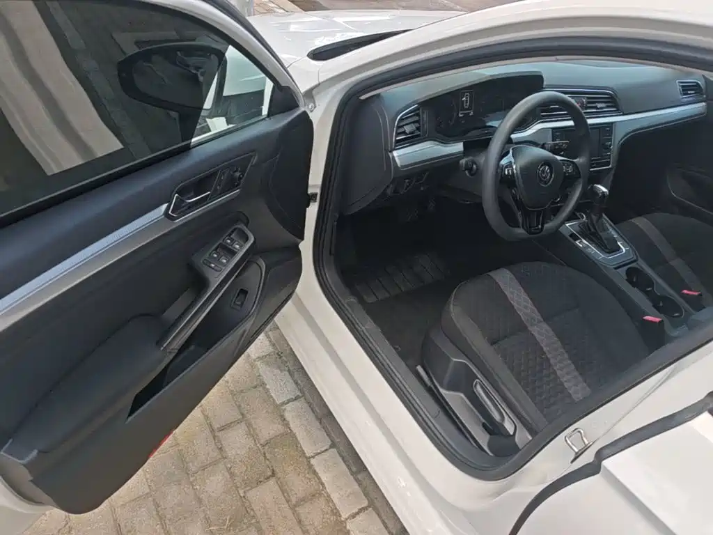 Volkswagen Lamando — миниатюра 16