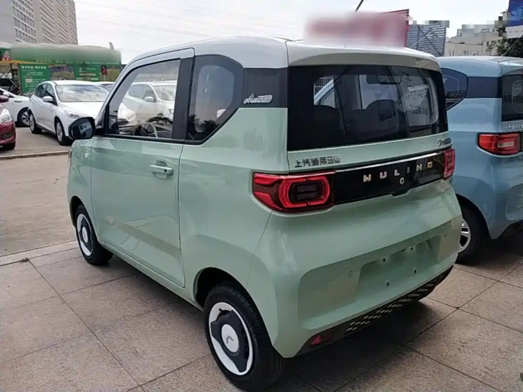 Wuling MINIEV — миниатюра 5