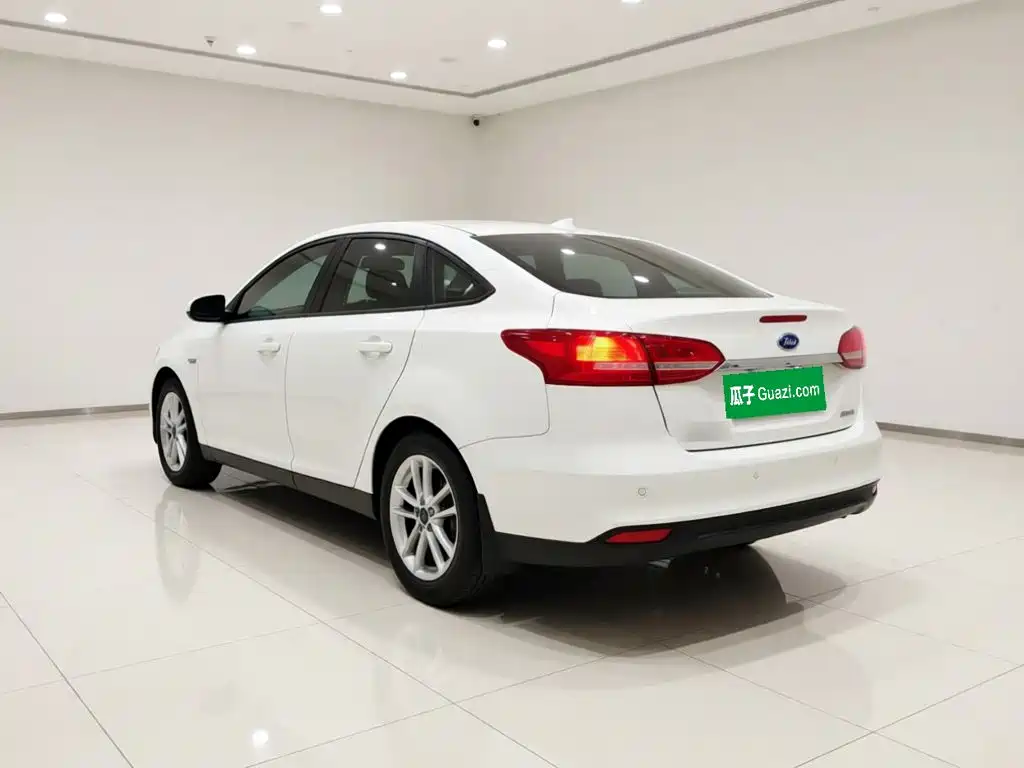 Ford Focus — миниатюра 4