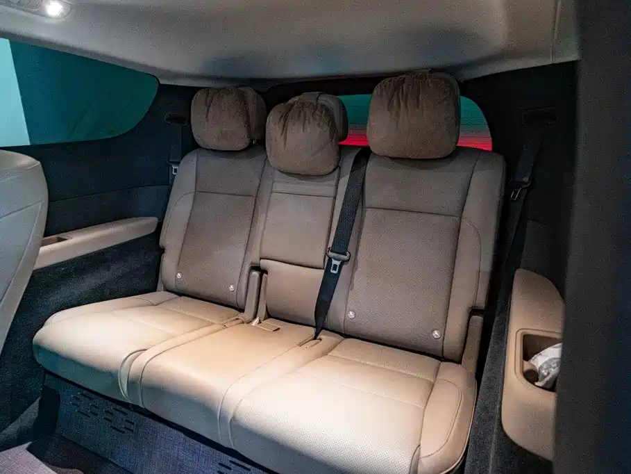 Li Auto Li MEGA — миниатюра 14