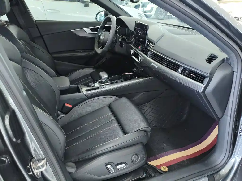 Audi A4L — миниатюра 13