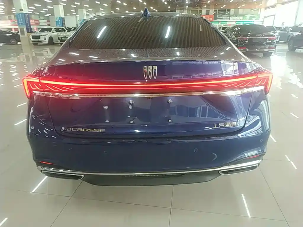 Buick LaCrosse — миниатюра 6
