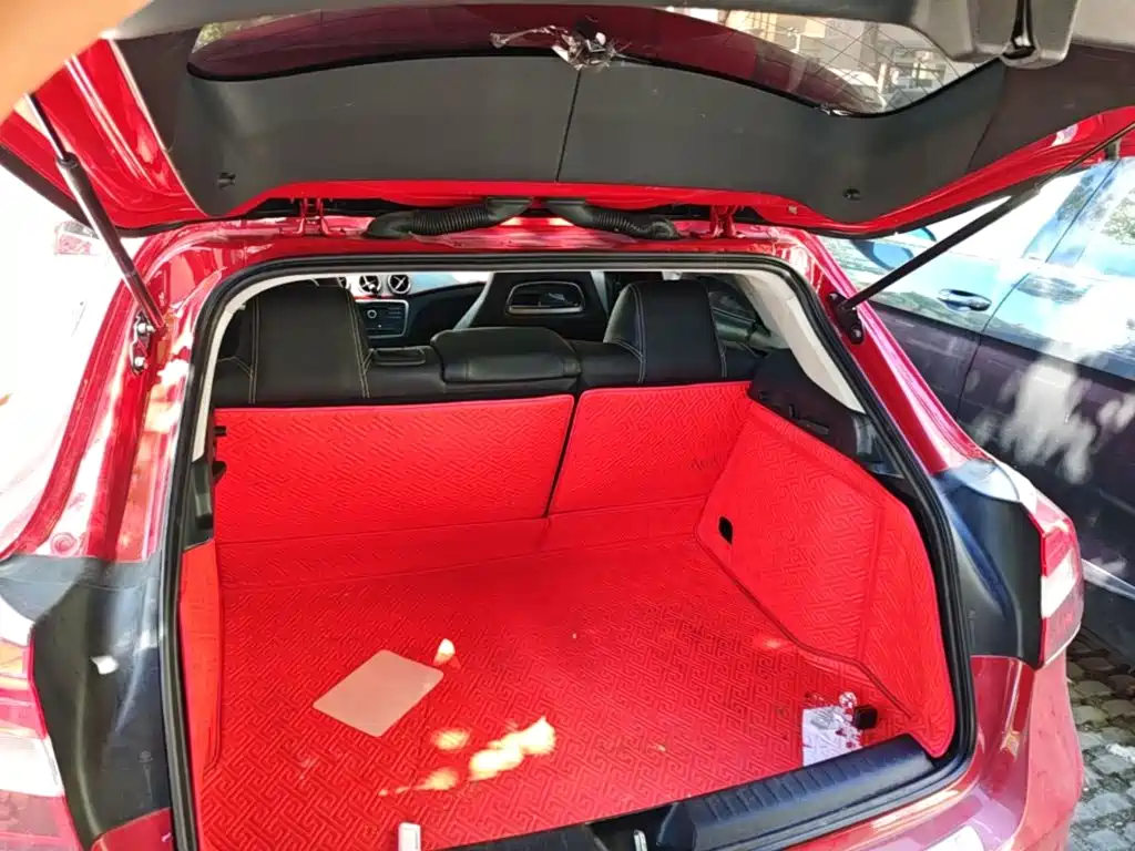 Mercedes-Benz GLA — миниатюра 19