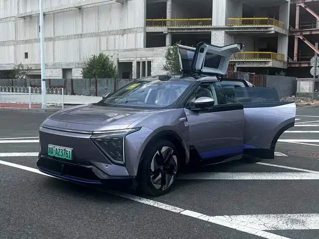 2023 HiPhi Y