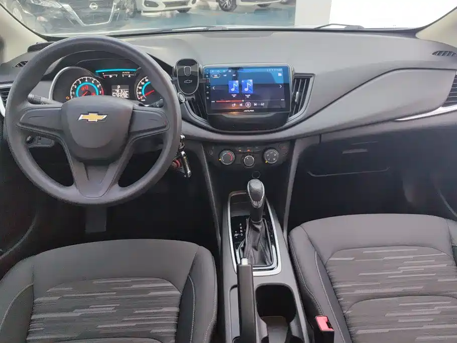 Chevrolet Cavalier — миниатюра 12