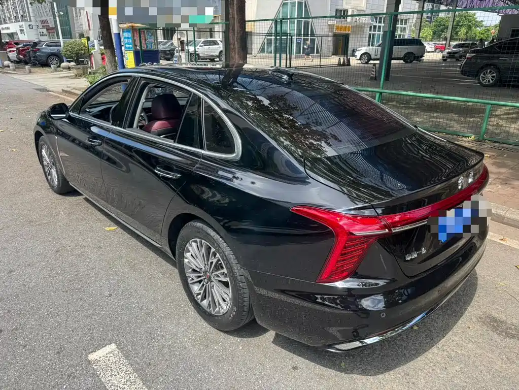 Hongqi Hongqi H5 — миниатюра 15